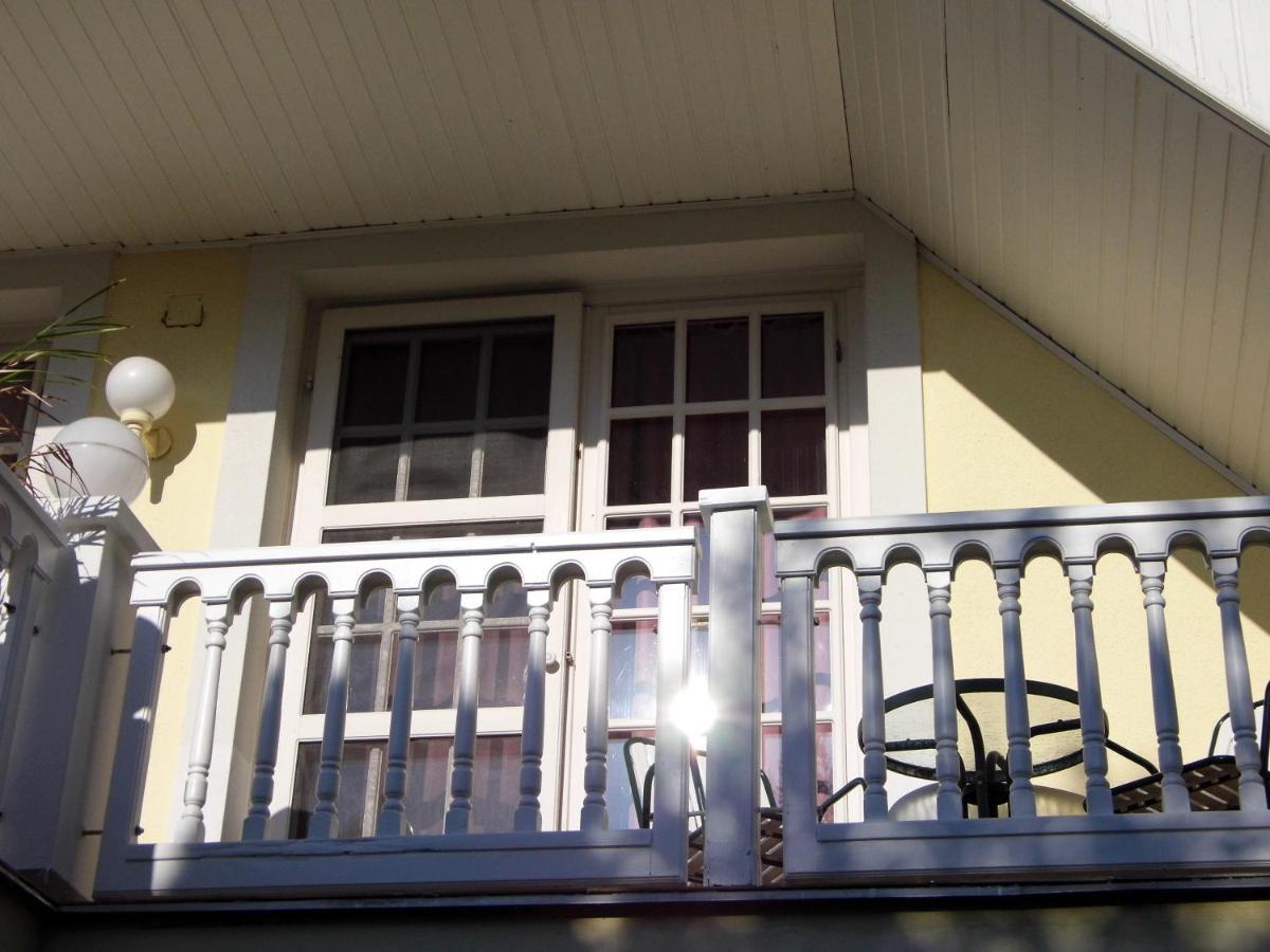 Millennium Villa Кестели Екстериор снимка