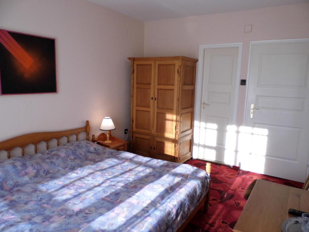 Millennium Villa Кестели Екстериор снимка