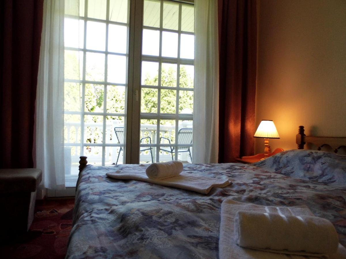 Millennium Villa Кестели Екстериор снимка