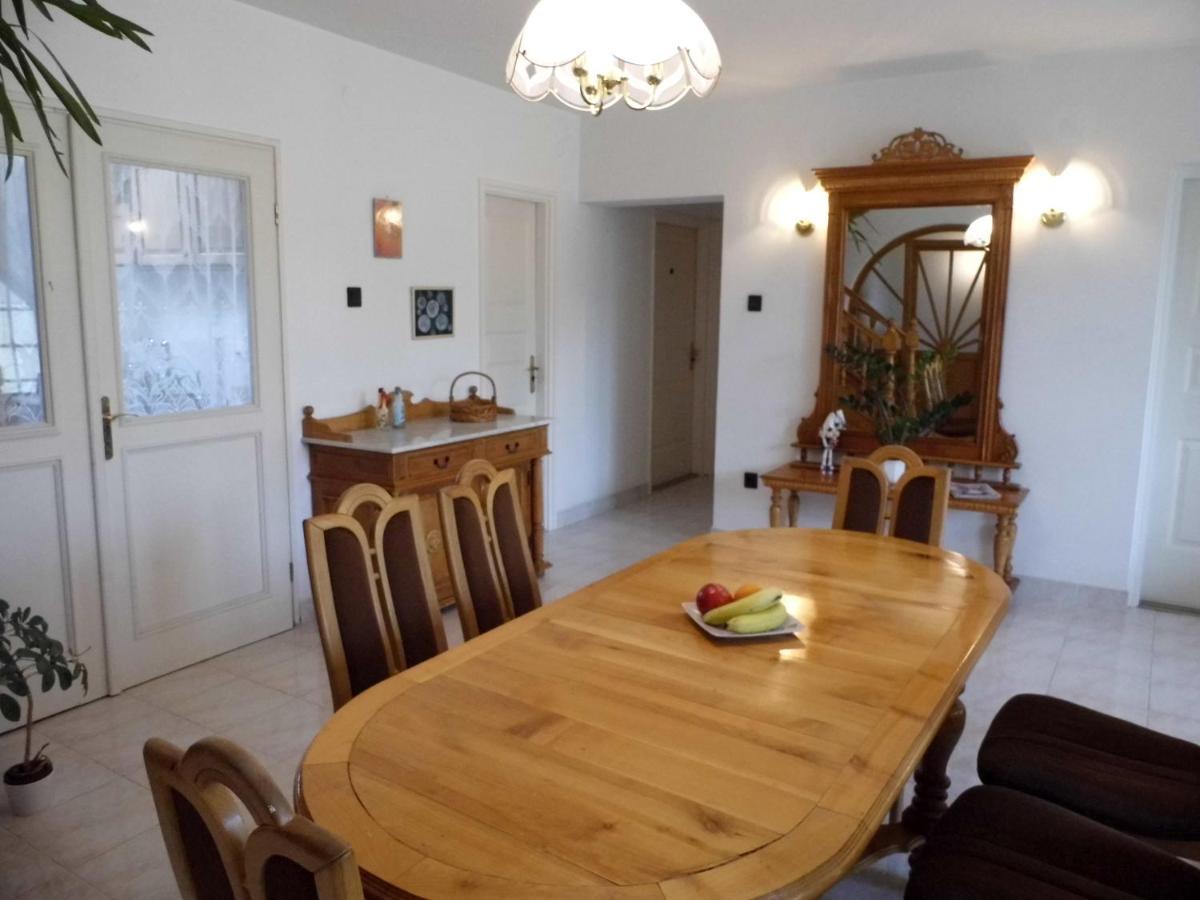 Millennium Villa Кестели Екстериор снимка