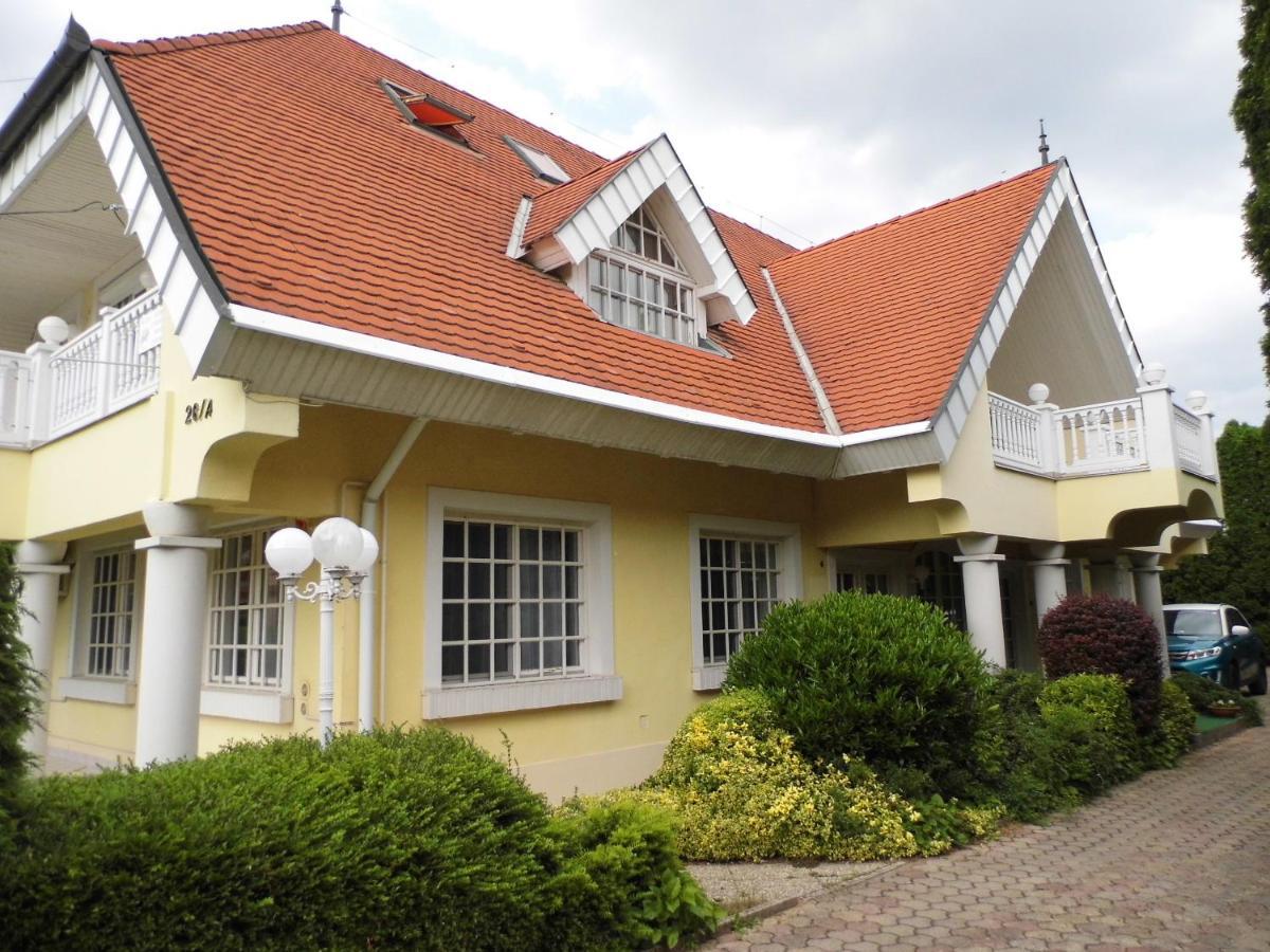 Millennium Villa Кестели Екстериор снимка