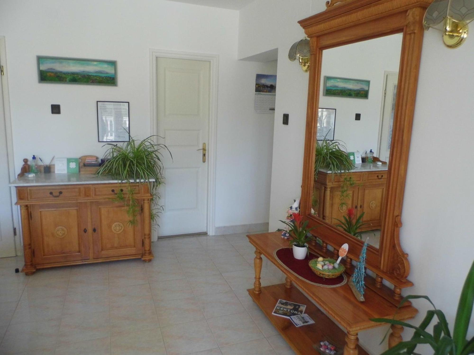 Millennium Villa Кестели Екстериор снимка