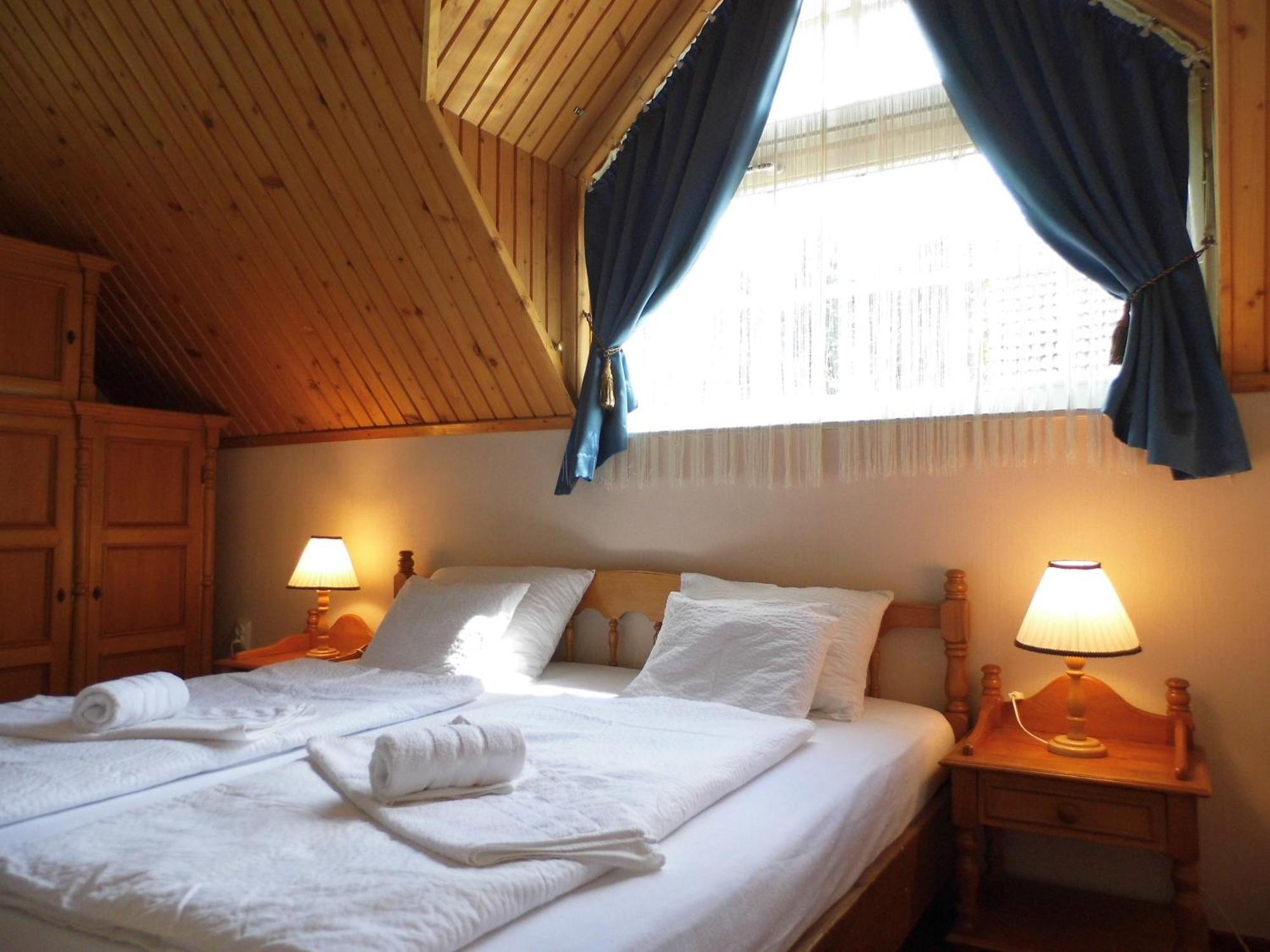 Millennium Villa Кестели Екстериор снимка