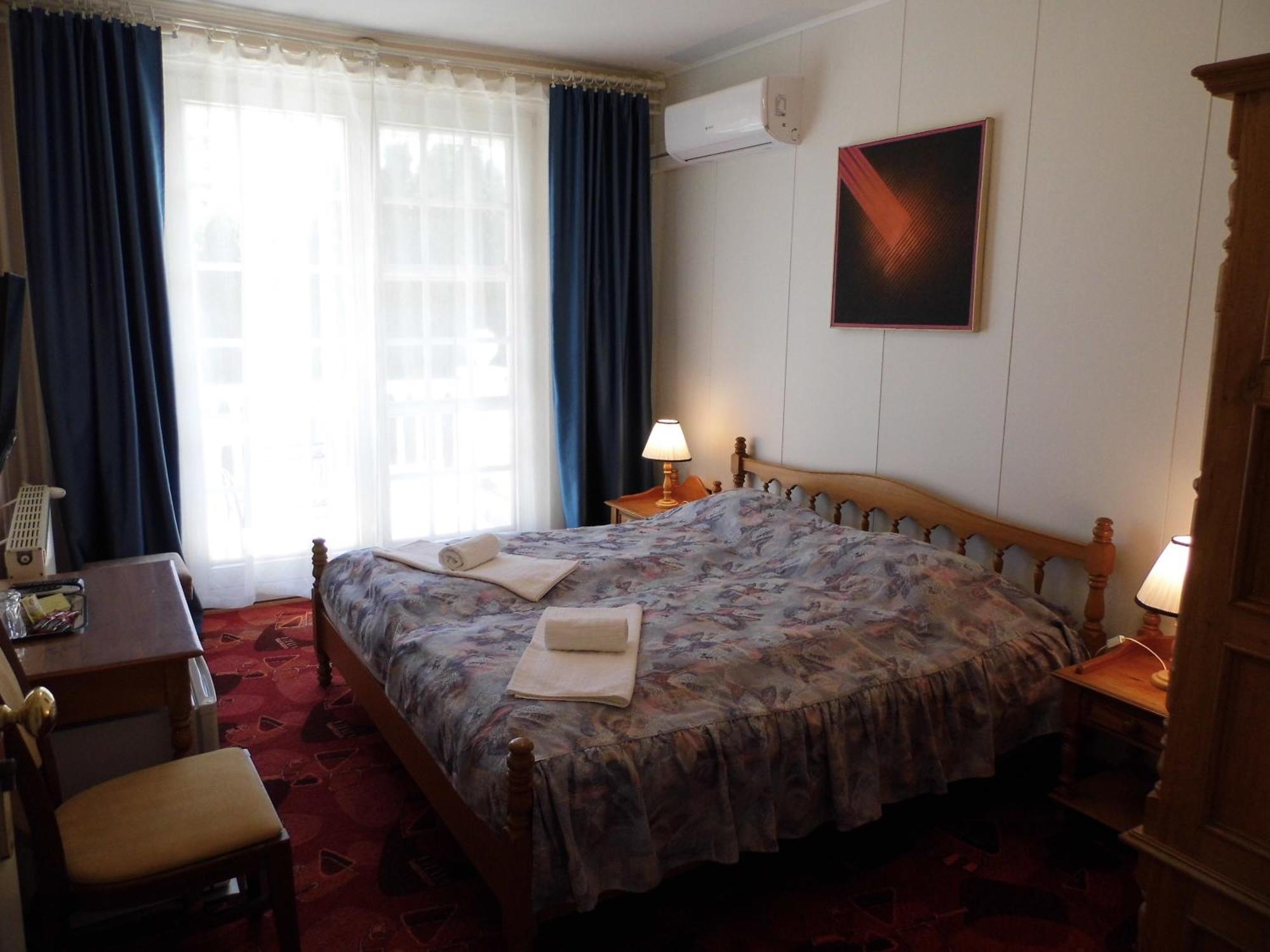 Millennium Villa Кестели Стая снимка