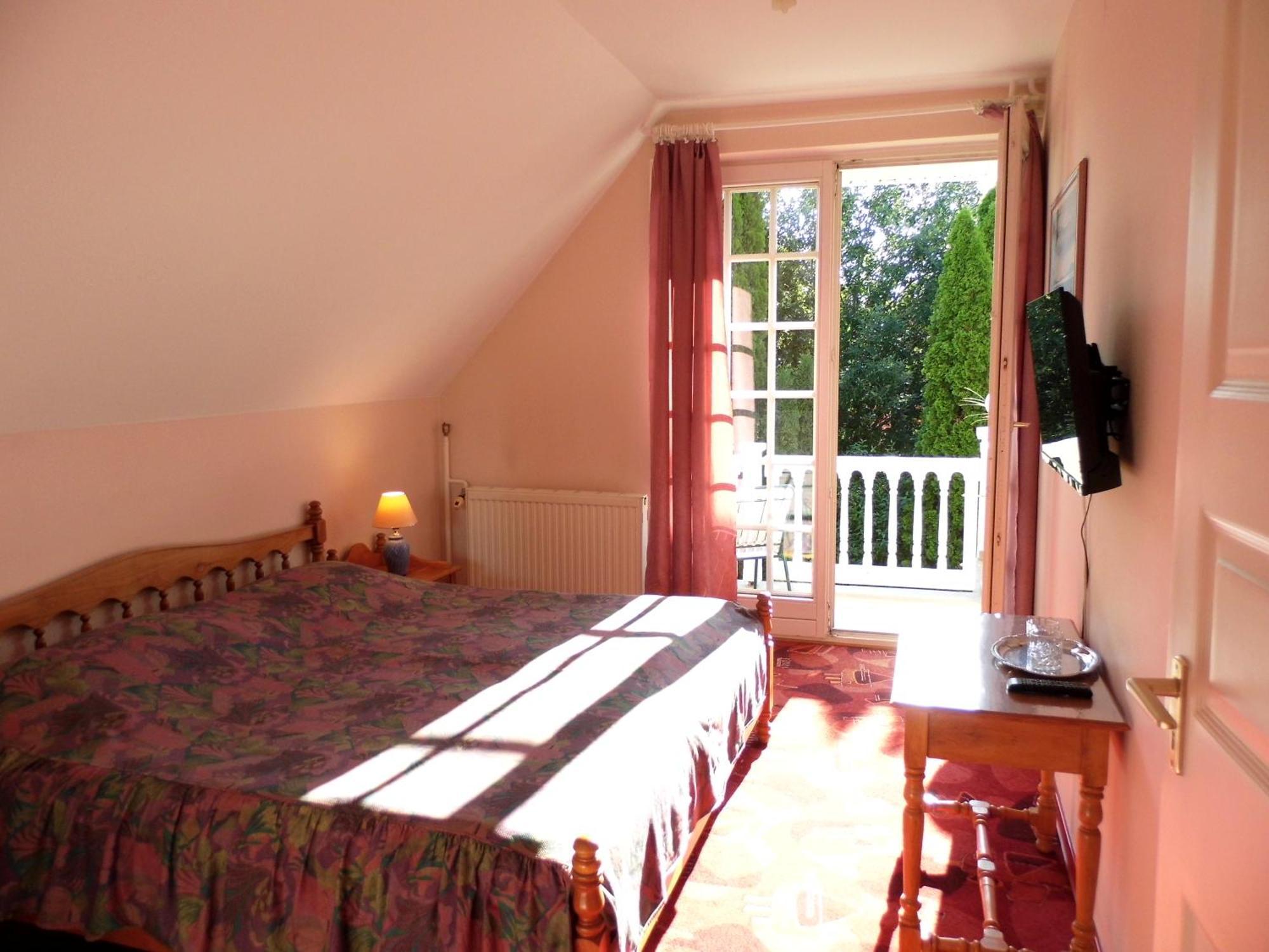 Millennium Villa Кестели Екстериор снимка